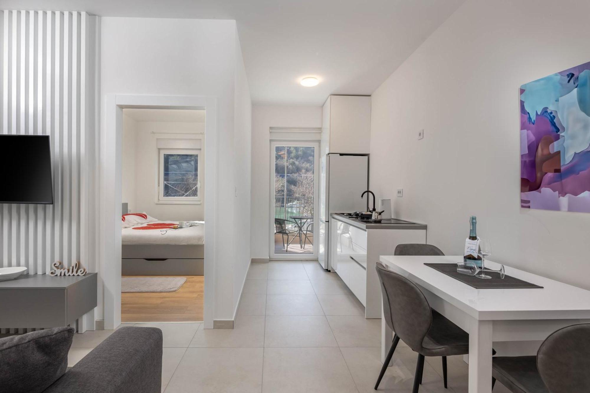 Seafront Villa Andrijana - Happy Rentals Plomin Luaran gambar