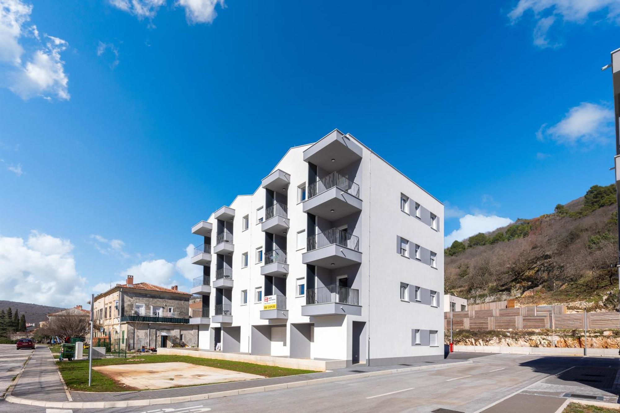 Seafront Villa Andrijana - Happy Rentals Plomin Luaran gambar